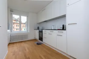 KAYA Zurich Apartment 2A - Downtown 2BR Apt with Balcony - Image 2