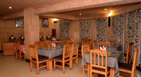 Hotel Centre Point - Image 5