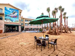 Blue Whale Resort - Image 4