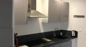 Logement à Brive proche centre-ville et campagne - climatisation, Wifi, coin exterieur et parking privés - Image 4