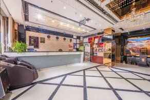 Longsheng Business Hotel - Image 2