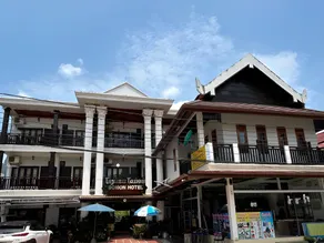 Domon Riverside Hotel - Image 2