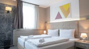 Alpha & Omega Hotel Stuttgart - Image 2