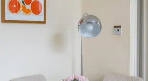 Notting Hill & Hyde Park, Chic 2 DBL bedroom, 1 minute to Tube - Image 5