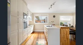 Cozy, quiet private room in shared house, Lalor - Image 3