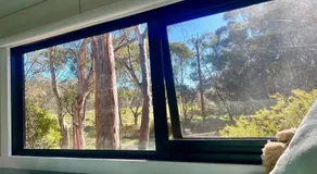 Tiny House Glenrowan - Kingfisher Eco Retreat - Image 4