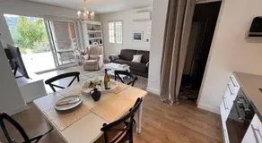 Appartement Rénové avec Jardin à 1.2km de la Plage de Gigaro, La Croix-Valmer - FR-1-726-23 - Image 3