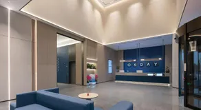 Huanman Hotel - Image 5