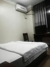 Huahui Hotel - Image 2