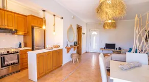 Bonendis - Sea View Apartment - Image 3