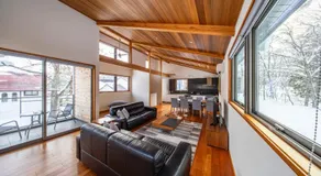 Bluebird Chalets - Image 3