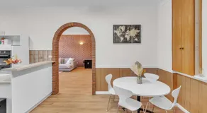 Charming Family Retreat with Arcade - Glenunga - Image 5