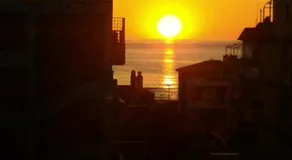 Beach House - Image 3