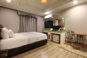 Busan Hadan Paradise - Image 3