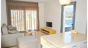 Potideon Bay Luxury Apartments - Image 2