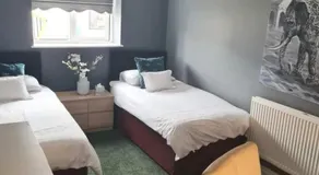Lenox Bed and Breakfast - Image 4
