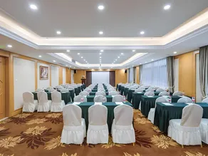 Vienna Hotel Jiangsu Taixing Sports center - Image 5
