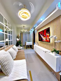 Staycation hosted by Cozypura near MOA, Airport, with Netflix and FREE WIFI with pay parking - Image 2