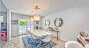 Charming & Stylish home, near golf course! - Image 4