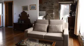 Casa Do Carvalho - Image 2