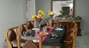 EYEZULU Guesthouse - Image 4