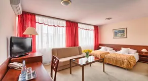 Hotel Renesans - Image 2