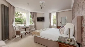 Victoria Square & The Orangery - Image 5