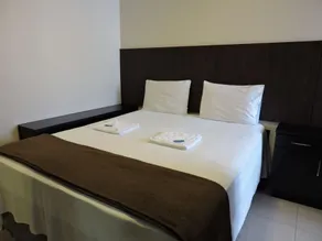 La Residence Flat Hotel - Image 4