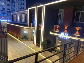 First Encounter: A Light Luxury Smart Audio-Visual Theme Hotel (Jiangbei University Town Branch) - Image 4
