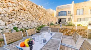 Ta'Siku Gozitan villa Pool & hot tub - Happy Rentals - Image 5