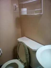 Vacation HomeStay Rental Rooms - Image 4