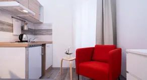 New comfy studio at convenient location - Image 4