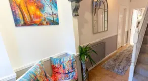 Cosy Garden Accommodation, Private Hot Tub & Four Poster Bed - Image 3