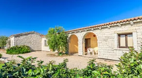 Residence with swimming-pool in Badesi, apartments with private outdoor area - Image 3