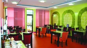 Garni Hotel Cosmopolitan - Image 4