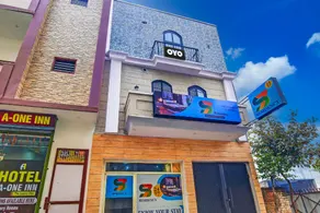 Hotel O S Residency - Image 4