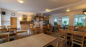 Airport Business Hotel Köln - Image 4