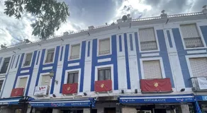 Blanco y Añil Plaza - Image 2