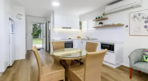 Ground Floor Air Conditioned, Fabulous Waterviews Overlooking Pumicestone Passage - Image 3