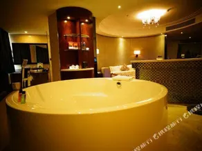 South Bay International Hotel - Image 3