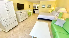 Island Inn of Atlantic Beach - Image 2