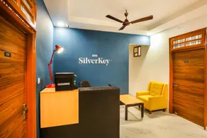 HOTEL O SILVER NEAR LULU MALL - Image 5