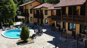 Galaxy Hotel - Image 4