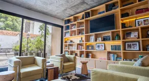 Nuit Hotel - Image 3