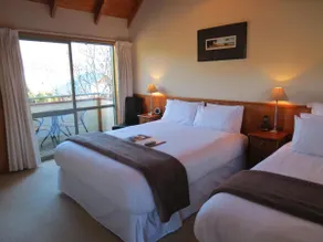 Te Wanaka Lodge - Image 4