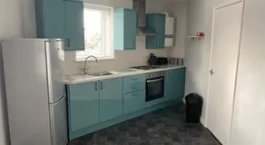 Bank Street Apartment - Image 5