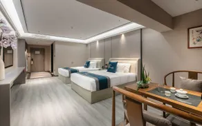 Park Lane Hotel - Image 2