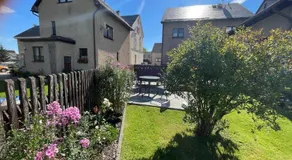 Appartamento adatto alle famiglie con griglia e giardino | Vista sul giardino - Image 4