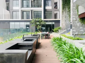 The Emerald Golf View-Cozy 2BR Apt w Pool,Gym,near Aeon Mall, Vsip - ThuanAn Center - Image 4