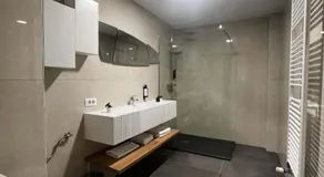 Mimi Hotel - Image 2